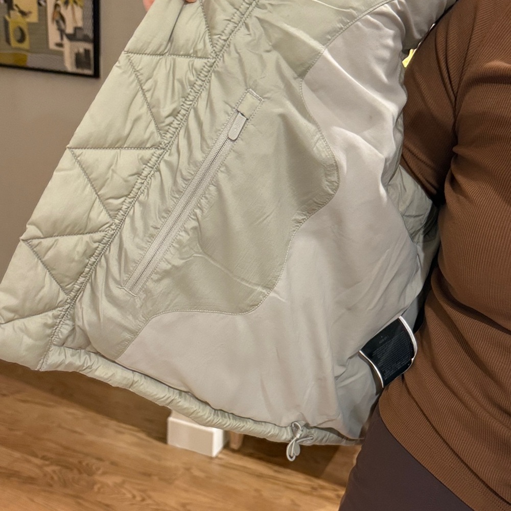 Lululemon Wunder Puff Vest in Light Green - Picture 4 of 14